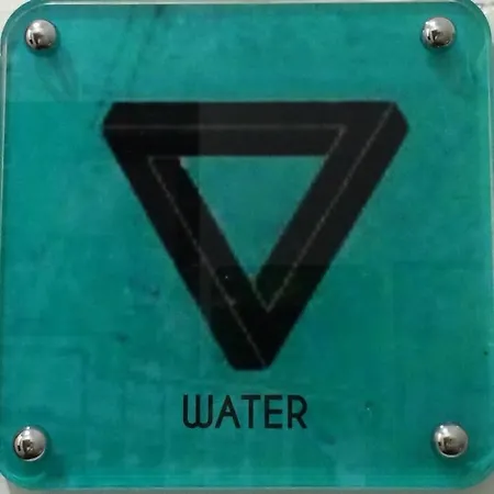 Perola Da Agua - Estudio No Centro De Setúbal